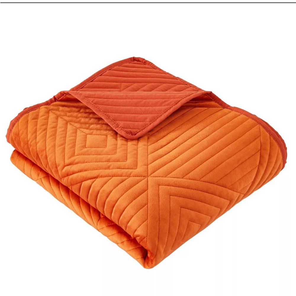 Orange Plush Throw Blanket for Cozy Comfort